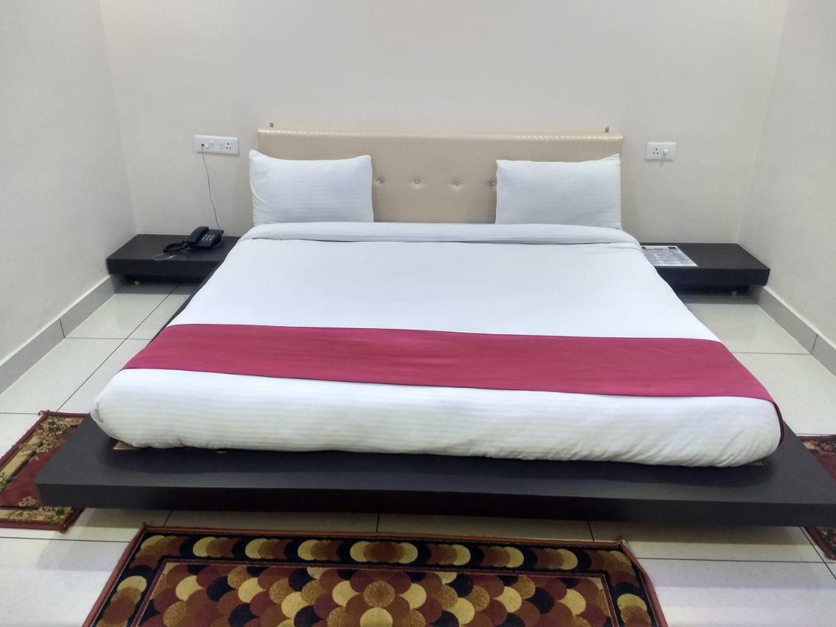 Hotel Reyansh Tanakpur Exterior photo
